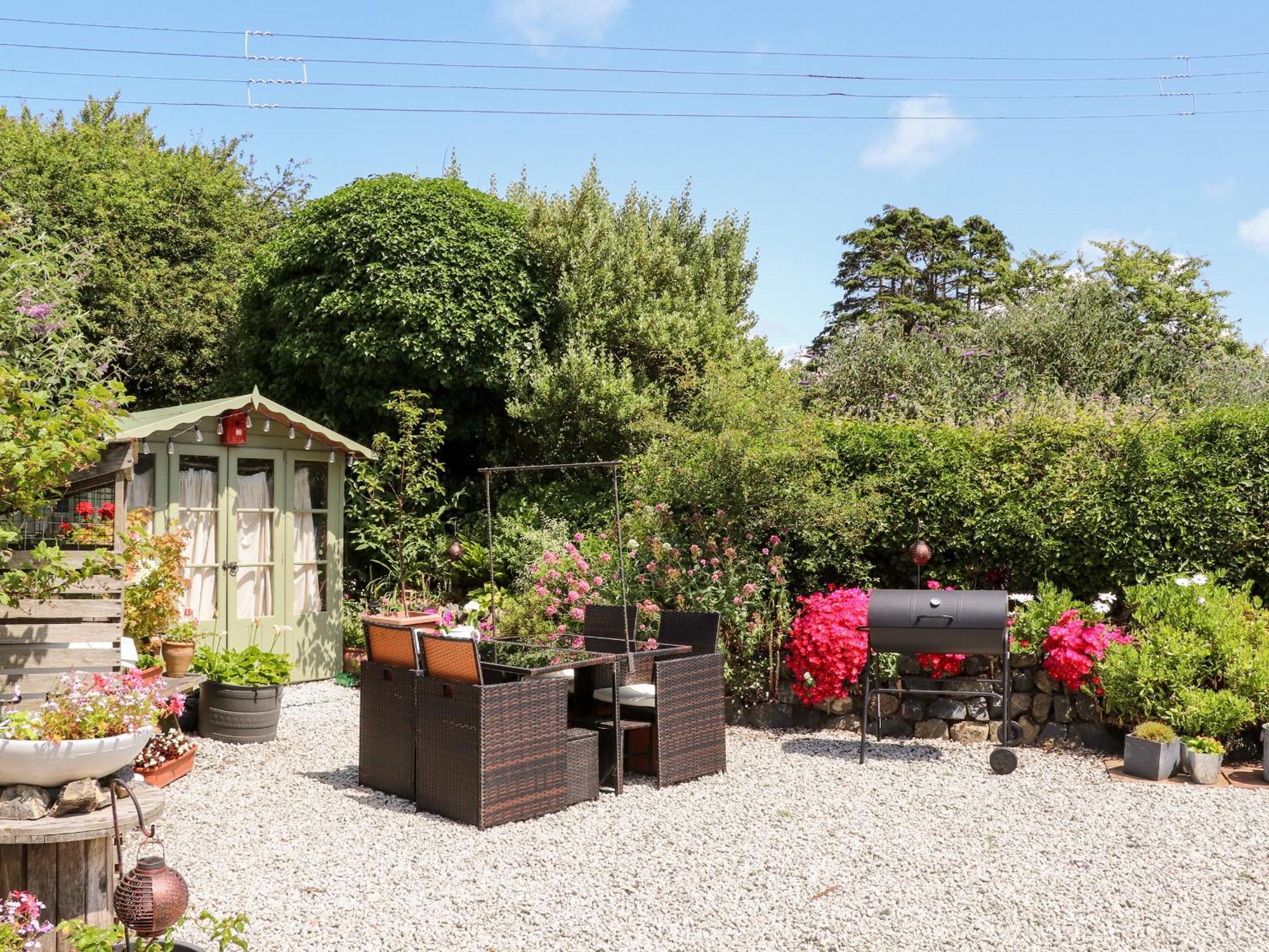 The Attic Apartment Helston Exterior photo